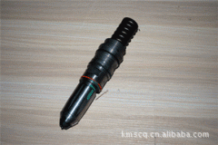 迪馬DMT5230XZH通信指揮車用的沃爾沃D13發(fā)動機(jī)的配件及保養(yǎng)