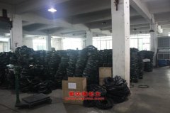 宇通YTZ5121JGKB高空作業(yè)車用的康明斯ISDe180 40發(fā)動(dòng)機(jī)的修理及配件