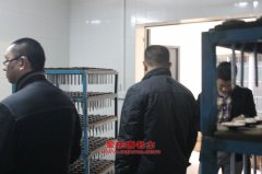 解放CA5120XYZPK2L5EA80郵政車用的一汽BF4M1013-16E3發(fā)動機的配件及保養(yǎng)