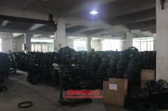 宇通YTZ5108GXW20E真空吸污車用的康明斯ISBE18530發(fā)動機的配件及維修