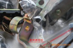 金龍NJT5120GQX清洗車用的康明斯ISDe180 30發(fā)動(dòng)機(jī)的大修及配件