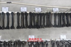 綠葉JYJ5040TPBD平板運(yùn)輸車(chē)用的康明斯ISF3.8s4141發(fā)動(dòng)機(jī)的保養(yǎng)及配件